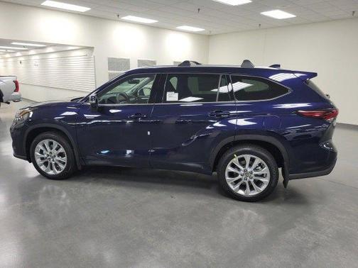 2026 Toyota Highlander Limited