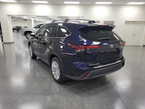 2026 Toyota Highlander Limited