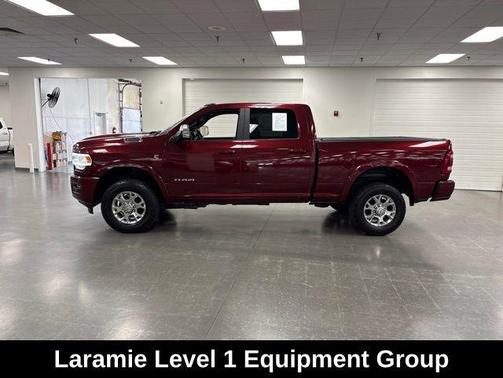 Delmonico Red Pearlcoat 2019 RAM 2500 Laramie Crew Cab 4x4 6'4' Box