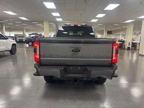 2025 Ford F-250 Lariat