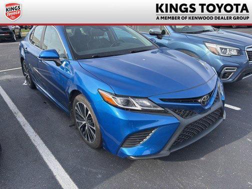 2020 Toyota Camry SE