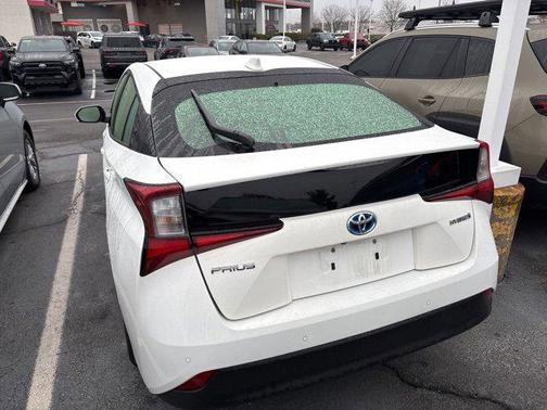 2022 Toyota Prius LE