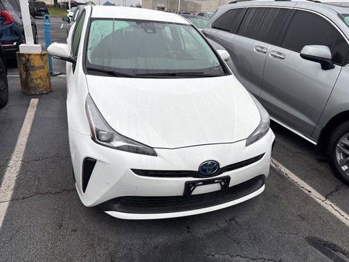 2022 Toyota Prius LE