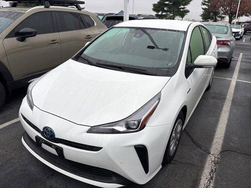 2022 Toyota Prius LE