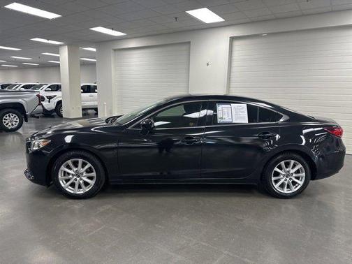 2016 Mazda Mazda6 i Sport