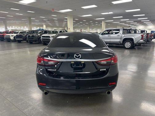 2016 Mazda Mazda6 i Sport