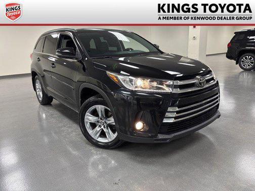 2017 Toyota Highlander Limited