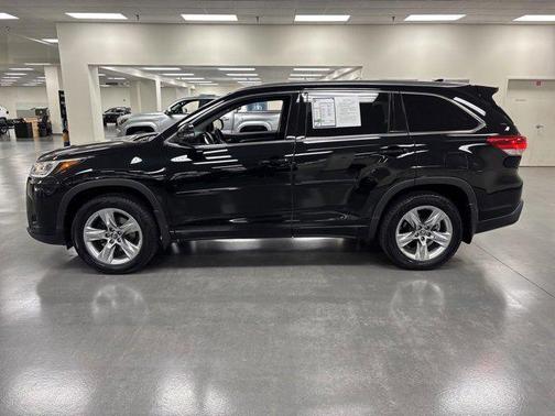 2017 Toyota Highlander Limited