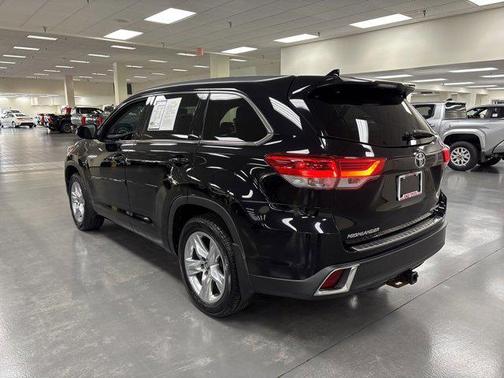 2017 Toyota Highlander Limited
