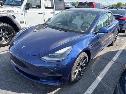 Deep Blue Metallic 2021 Tesla Model 3 Long Range
