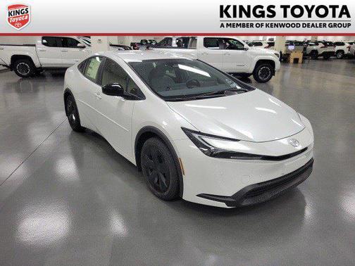 2026 Toyota Prius LE