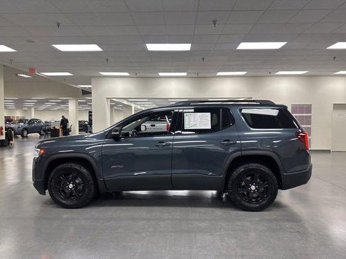 2020 GMC Acadia AWD AT4