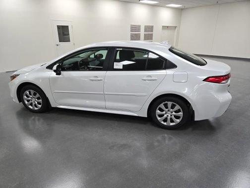 Pearl 2026 Toyota Corolla LE