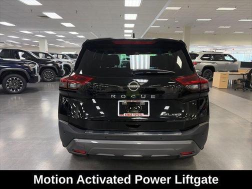 Super Black 2023 Nissan Rogue SL