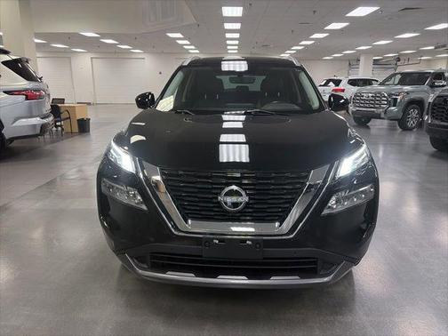 Super Black 2023 Nissan Rogue SL