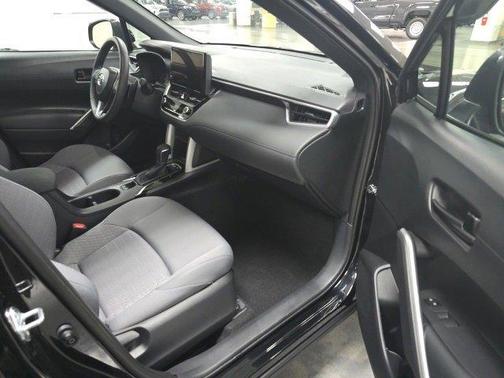 2024 Toyota Corolla Cross Hybrid SE