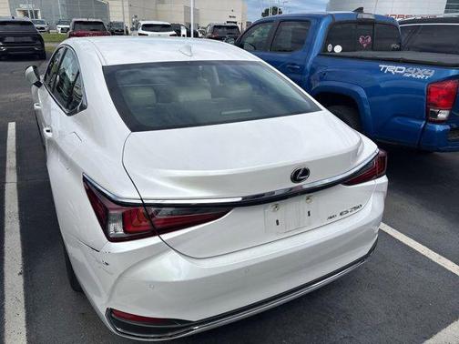 White Pearl 2021 Lexus ES 250 Base
