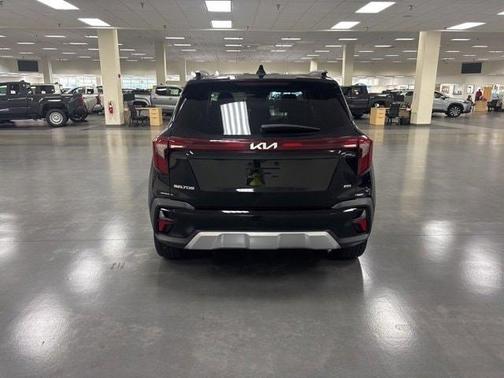 2024 Kia Seltos EX
