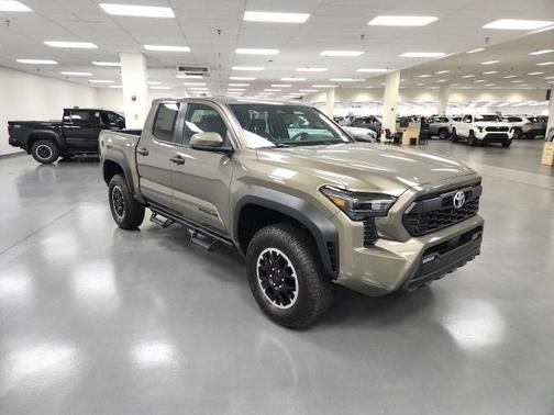 2025 Toyota Tacoma TRD Off Road
