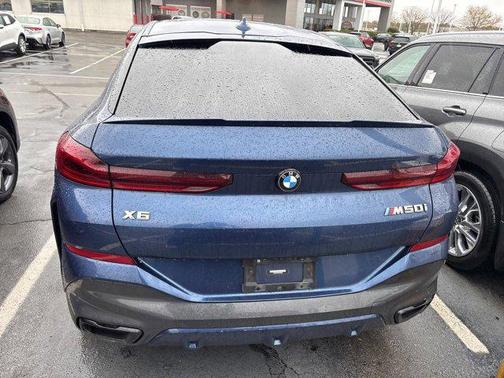 2022 BMW X6 M50i