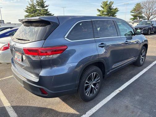 2018 Toyota Highlander LE I4