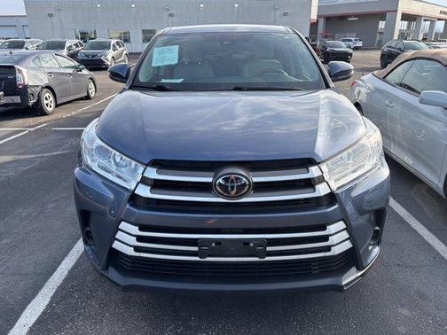 2018 Toyota Highlander LE I4