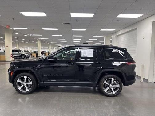 2023 Jeep Grand Cherokee 4xe Base