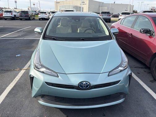 2021 Toyota Prius XLE