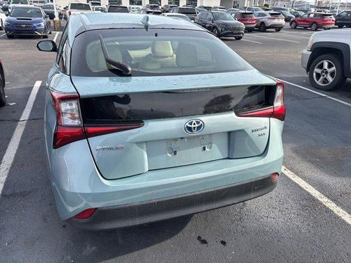 2021 Toyota Prius XLE