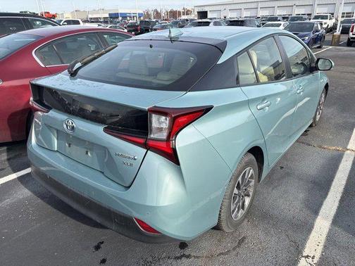 2021 Toyota Prius XLE