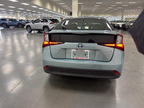 2021 Toyota Prius XLE