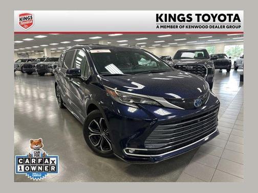 Blueprint 2025 Toyota Sienna Platinum