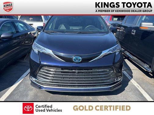 Blueprint 2025 Toyota Sienna Platinum