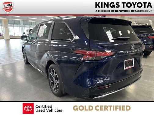 Blueprint 2025 Toyota Sienna Platinum