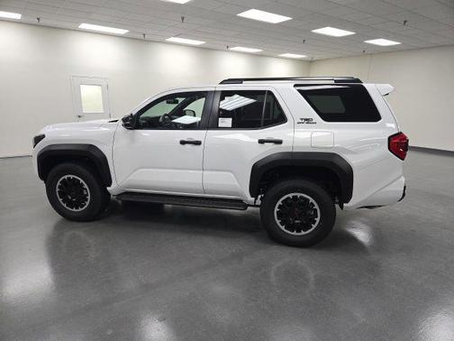 Ice 2026 Toyota 4Runner TRD Off Road