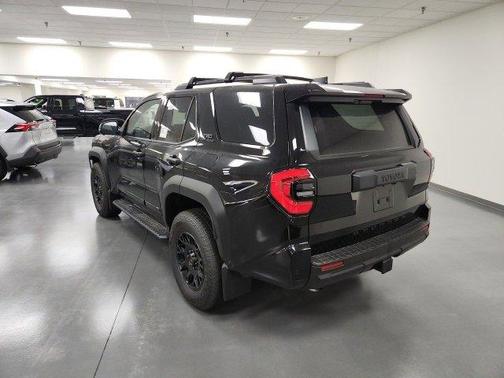 2025 Toyota 4Runner TRD Sport Premium