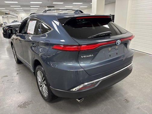 2024 Toyota Venza XLE