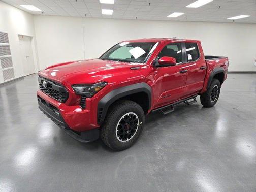 2026 Toyota Tacoma Hybrid TRD Off Road