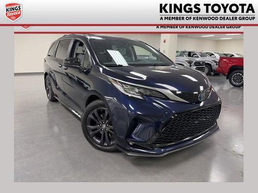 2024 Toyota Sienna XSE 7 Passenger