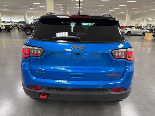 Laser Blue Pearlcoat 2022 Jeep Compass Trailhawk