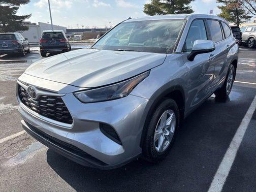 2023 Toyota Highlander L