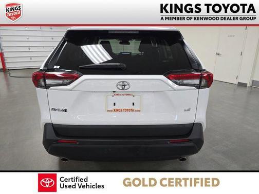 Ice Cap 2023 Toyota RAV4 LE