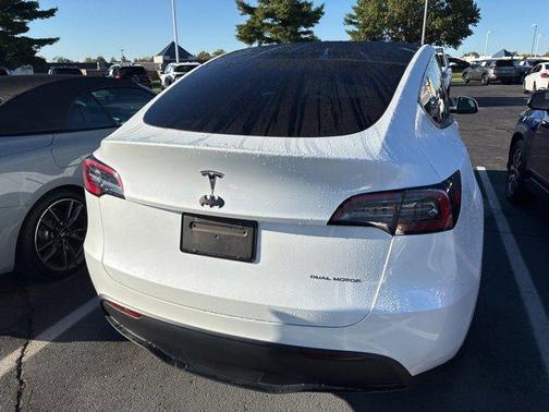 2023 Tesla Model Y Long Range Dual Motor All-Wheel Drive