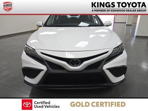 Ice Cap 2024 Toyota Camry SE