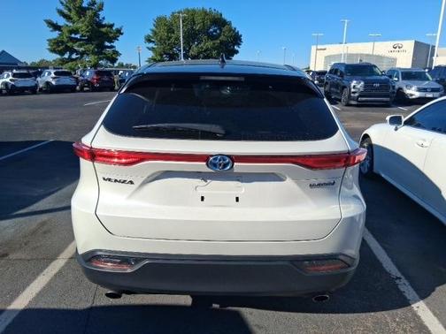 2021 Toyota Venza LE
