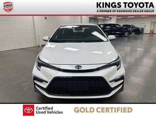 Ice Cap 2024 Toyota Corolla SE