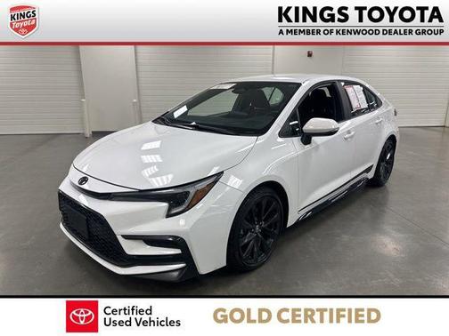 Ice Cap 2024 Toyota Corolla SE