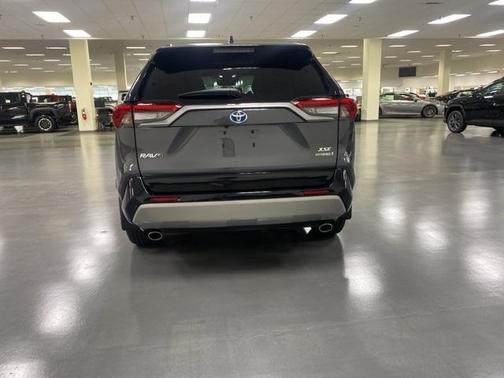 2024 Toyota RAV4 Hybrid XSE