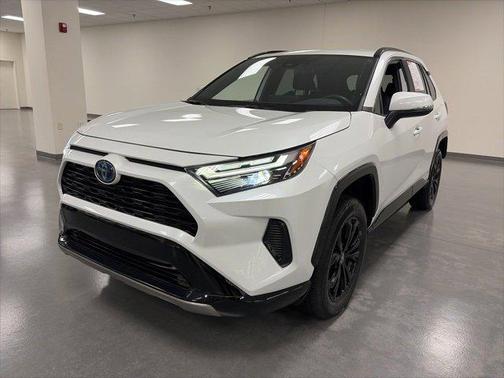 2024 Toyota RAV4 Hybrid SE