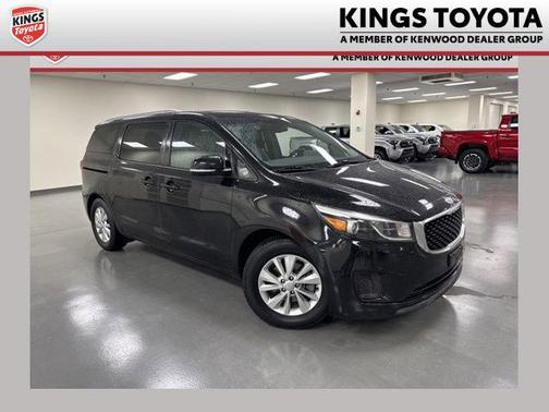 2018 Kia Sedona LX